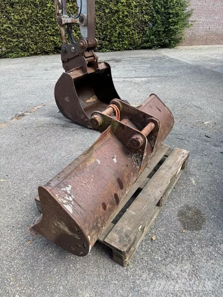 Takeuchi TB 175 Gravemaskiner på larvebånd