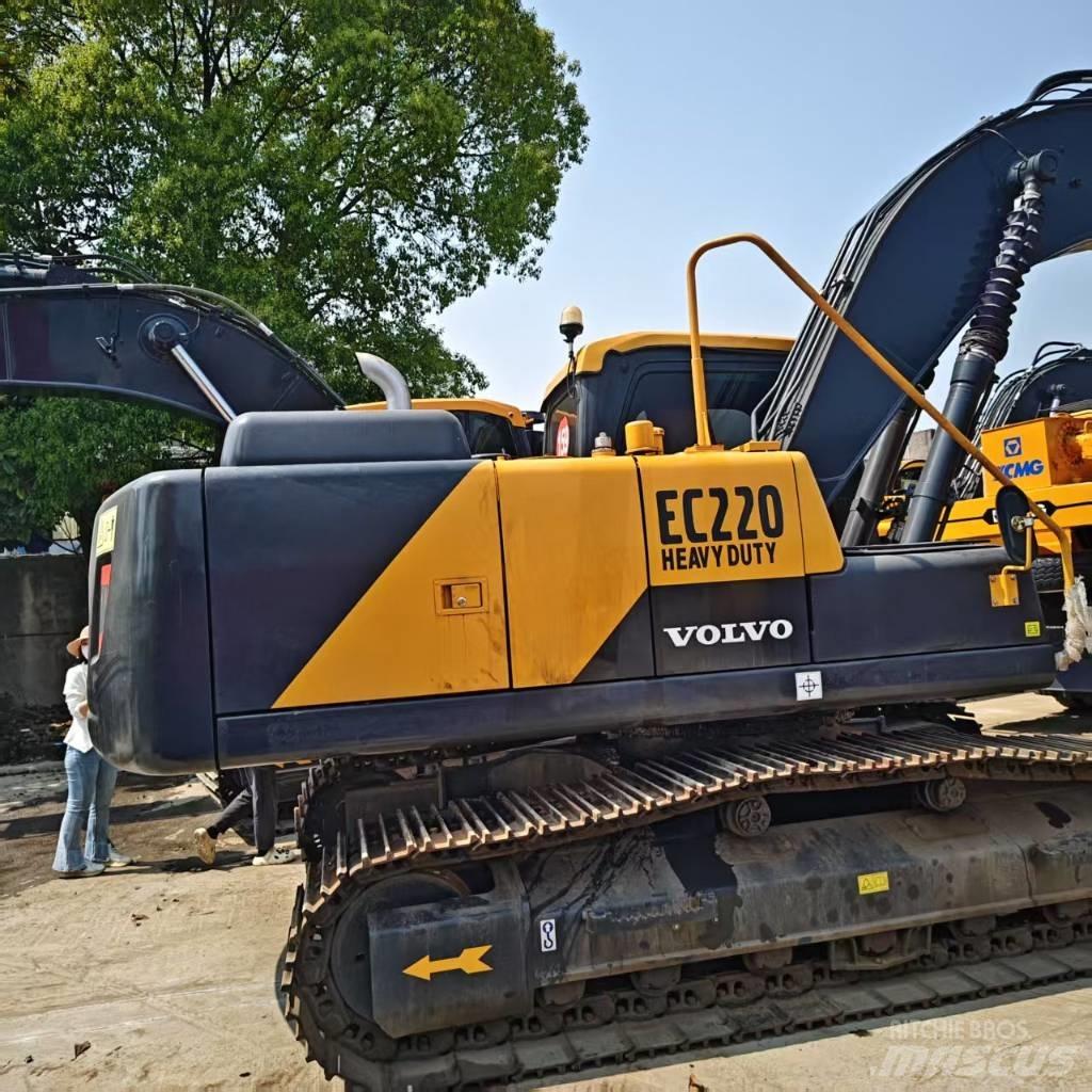 Volvo EC 220 Gravemaskiner på larvebånd