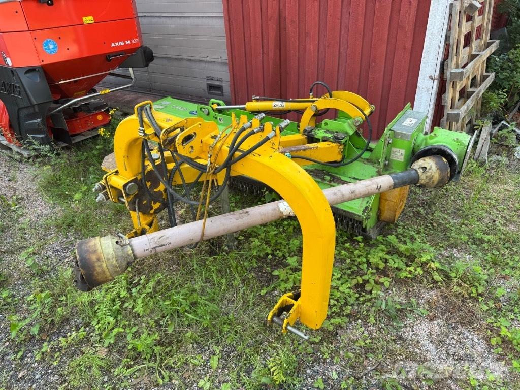 Cabe 220 Græsklippere og skårlæggere