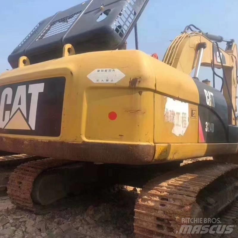 CAT 324 Gravemaskiner på larvebånd