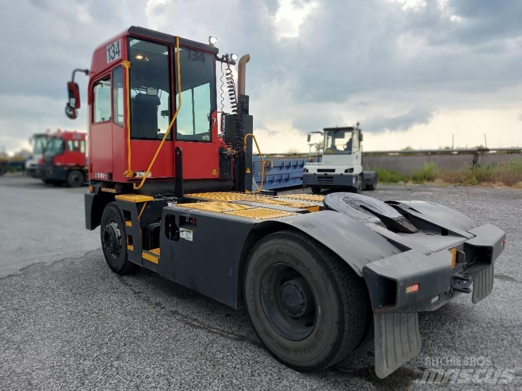Kalmar T2 Terminaltraktorer