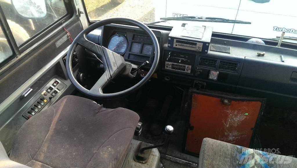 Hino RB145 Skolebusser