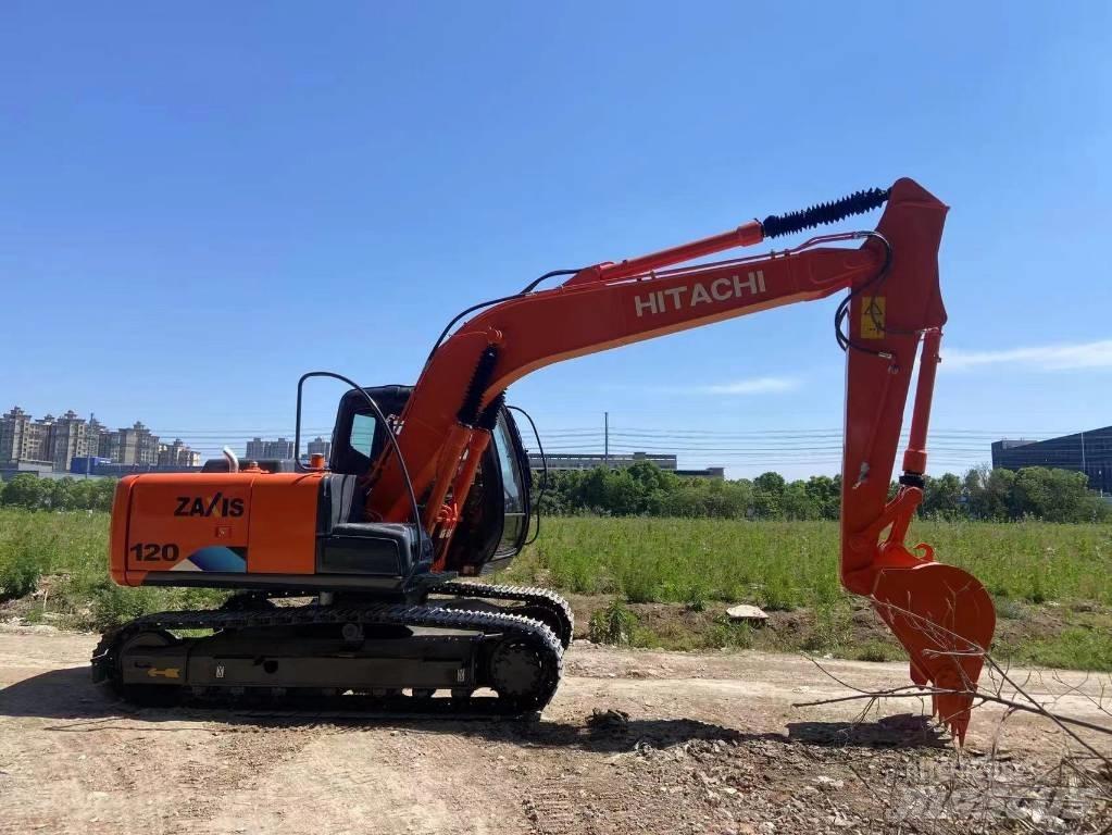 Hitachi ZX 120-6 Gravemaskiner på larvebånd
