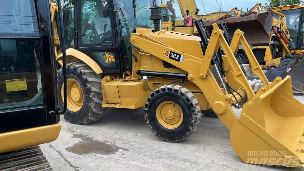 JCB 3 CX Rendegravere