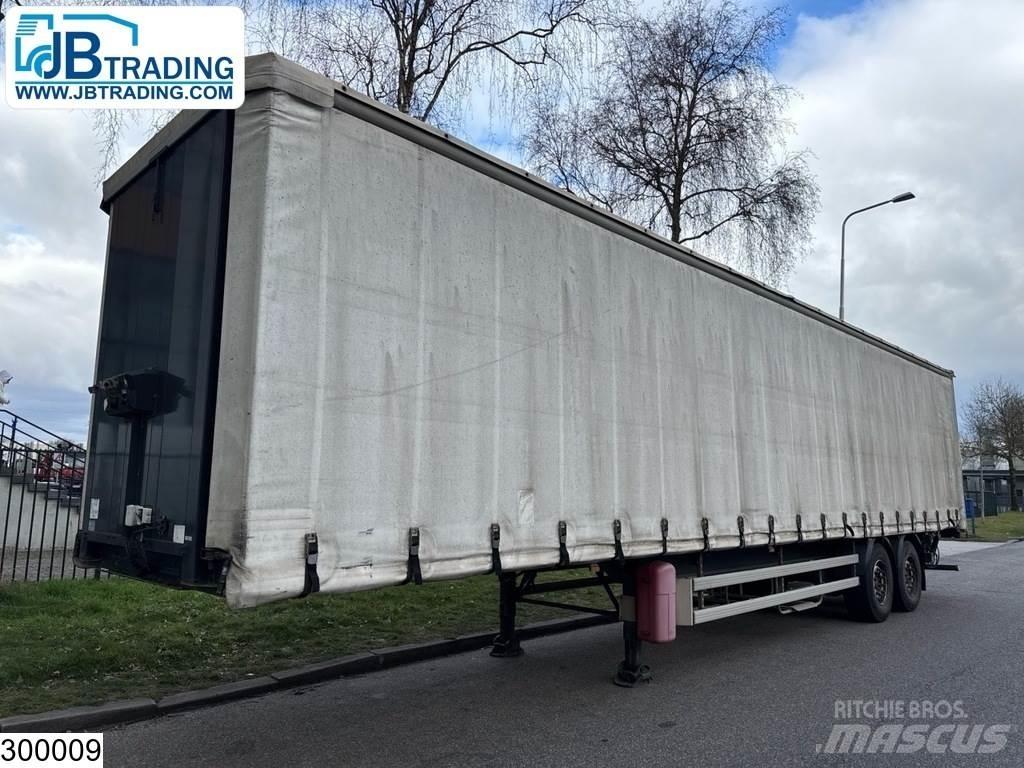 Samro Tautliner Semi-trailer med Gardinsider