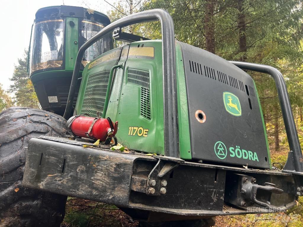 John Deere 1170 E Skovningsmaskiner