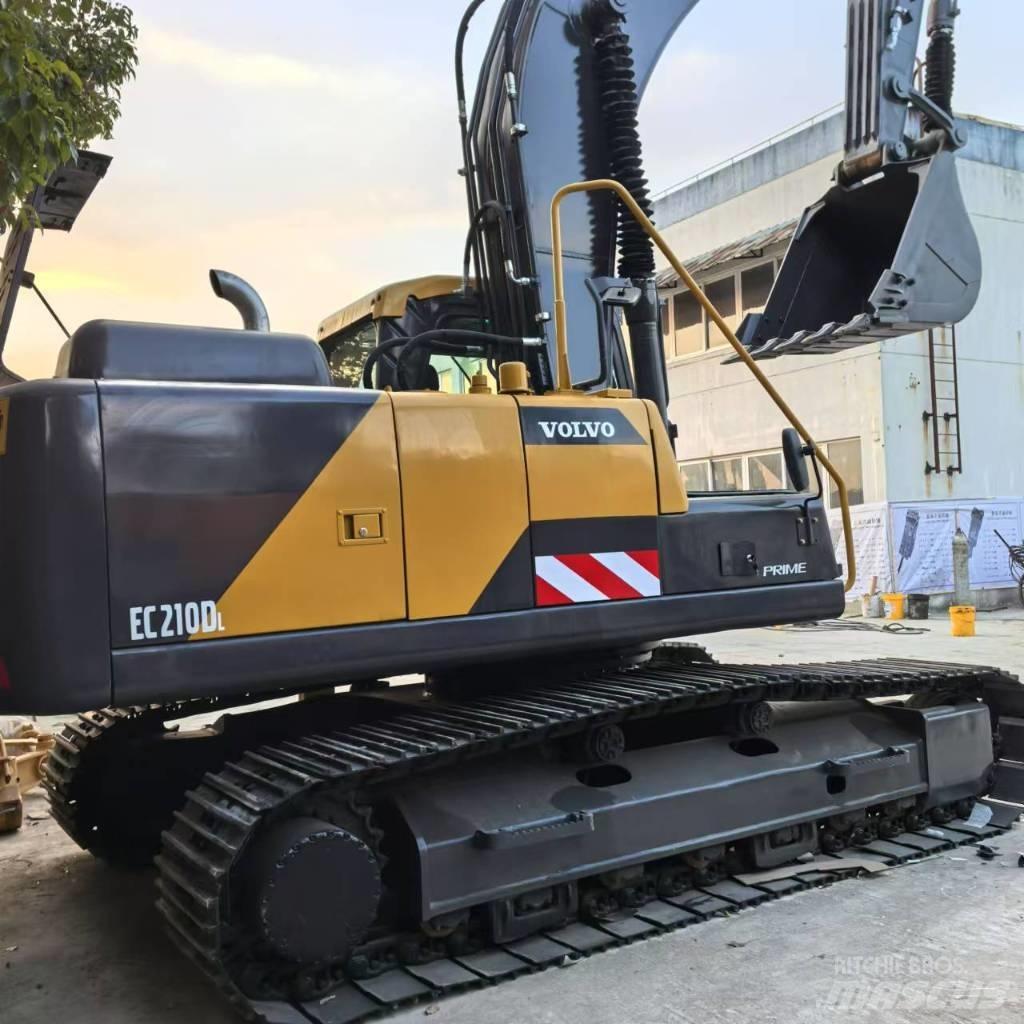 Volvo EC 210 D Midi-gravemaskiner 7t - 12t
