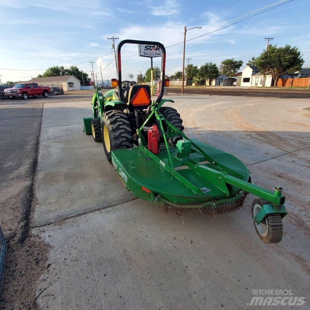 John Deere 3203 Kompakte traktorer