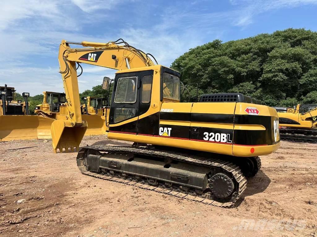 CAT 320 B Gravemaskiner på larvebånd