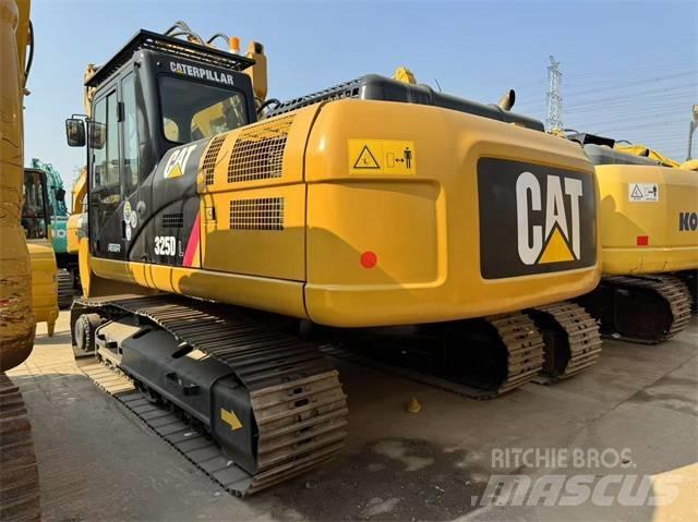 CAT 325 D L Gravemaskiner på larvebånd