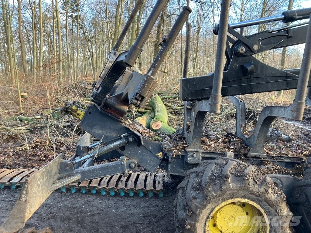 John Deere 1210 G Udkørselsmaskiner