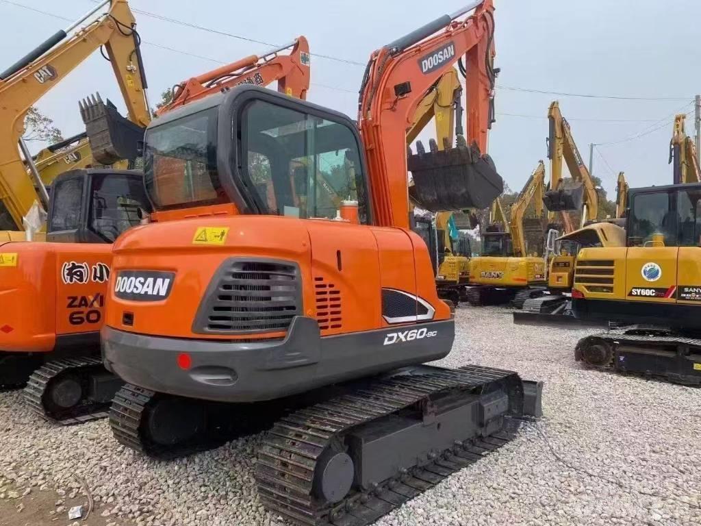 Doosan DX 60 Gravemaskiner på larvebånd