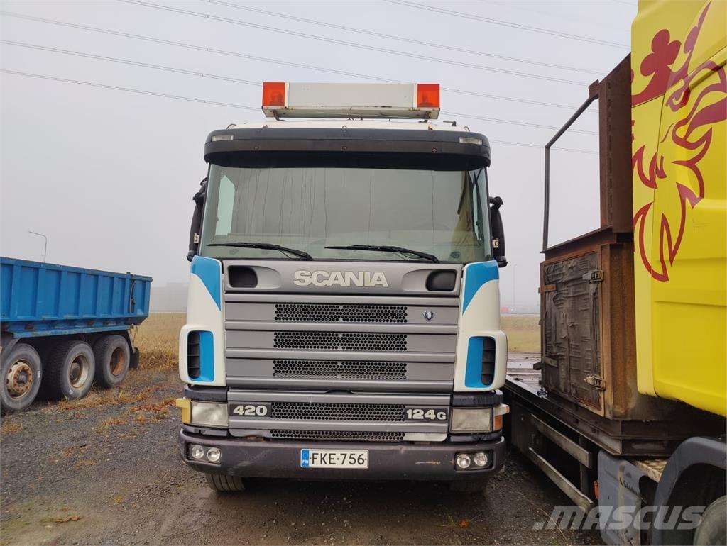Scania G124 Lastbil med kran
