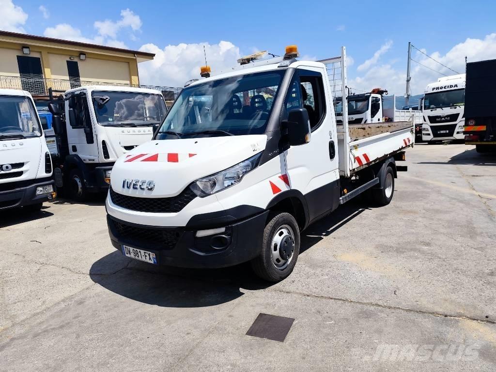 Iveco Daily 35-130 Lastbiler med tip