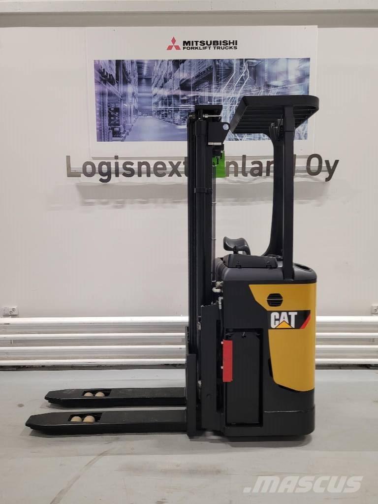 CAT NSR 16NI Selvkørende stablere