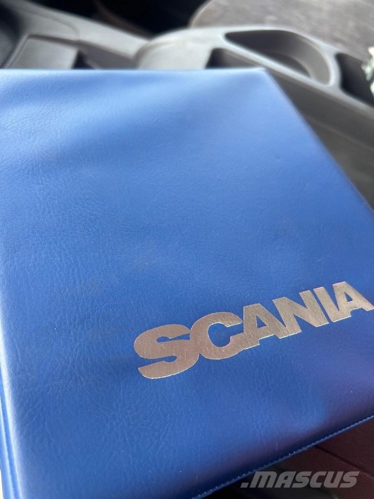 Scania 124 G 420 Lastbil med kran