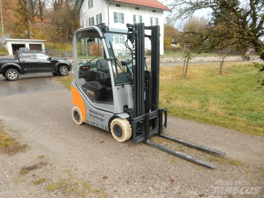 Still RX 70-16 LPG gaffeltrucks