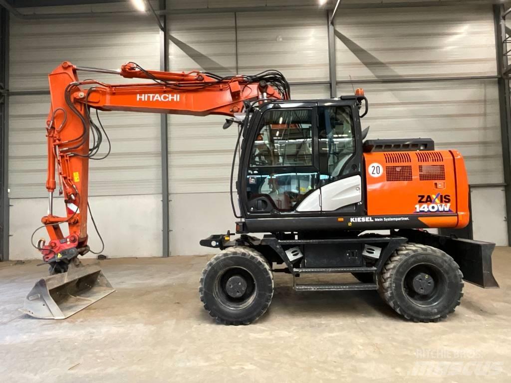 Hitachi ZX 140 W-6 Gravemaskiner på hjul