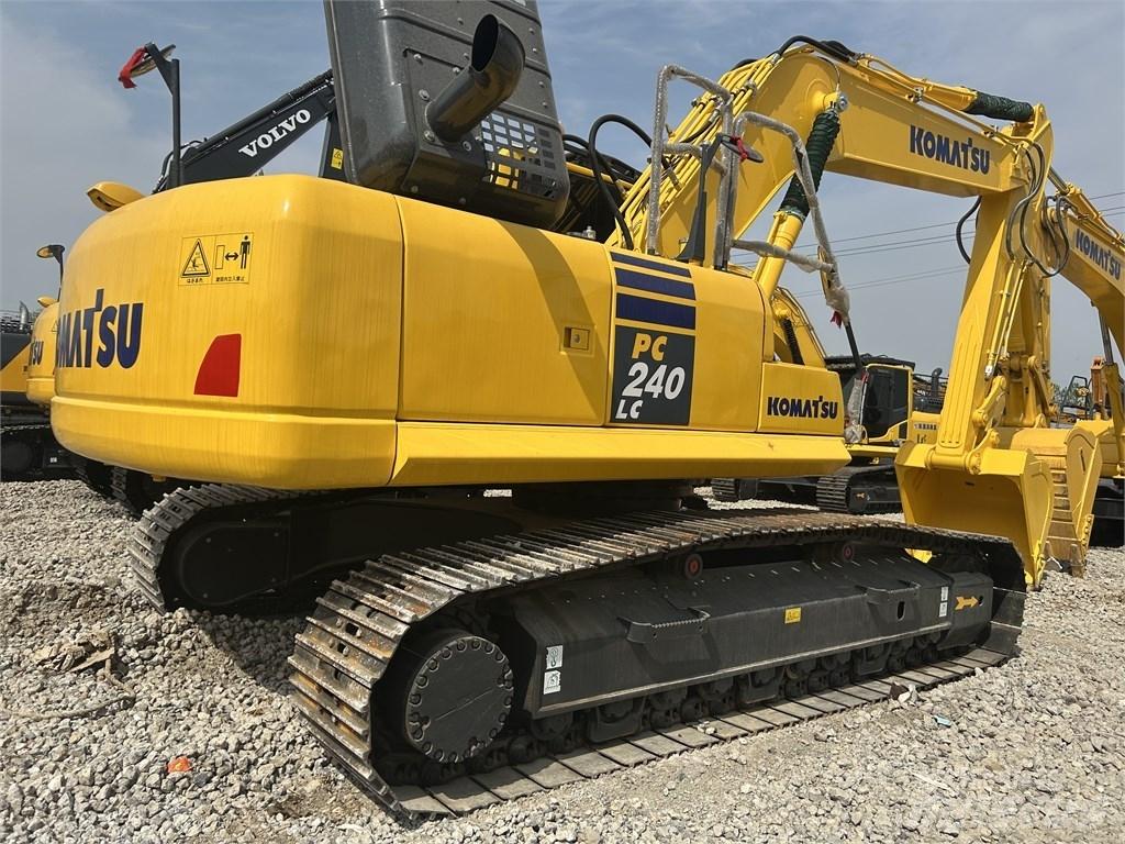 Komatsu PC 240 LC Gravemaskiner på larvebånd