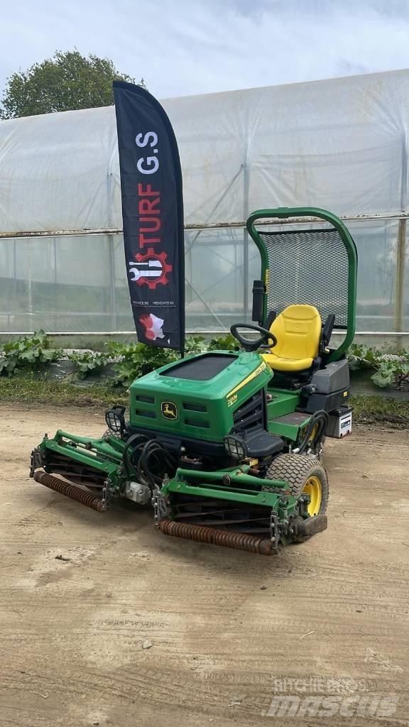 John Deere 2653 B Fairway klippere