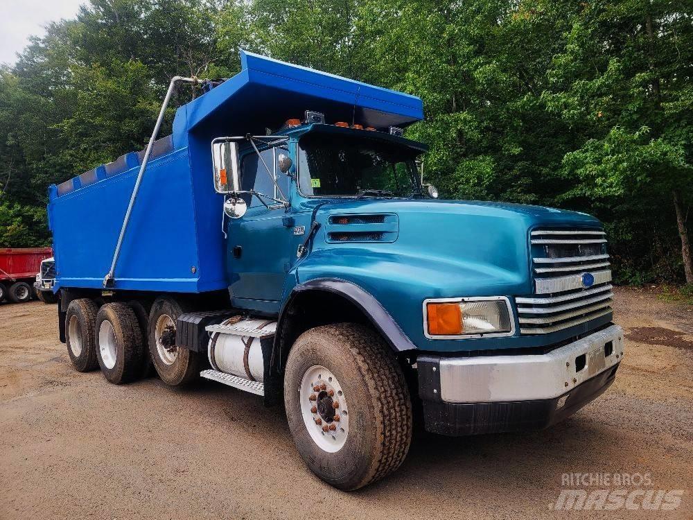 Ford LTL9000 Lastbiler med tip