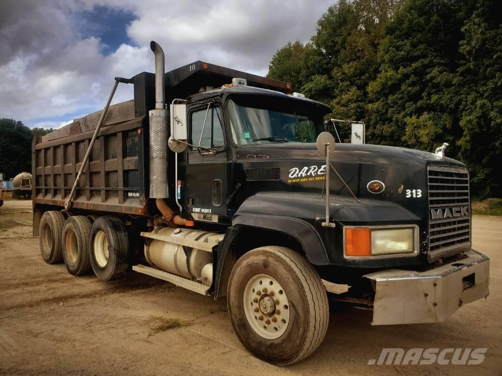 Mack CL713 Lastbiler med tip