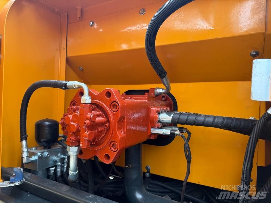 Hyundai 305LC-9T Gravemaskiner på larvebånd