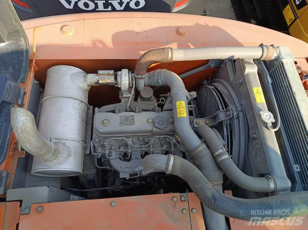 Hitachi ZX160 Gravemaskiner på larvebånd