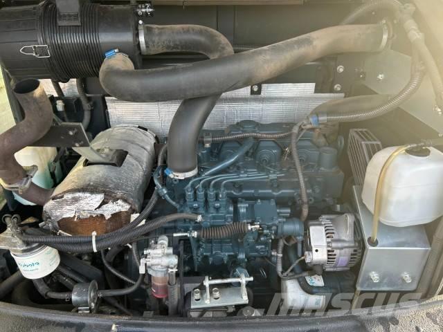 Kubota R 082 Læssemaskiner på hjul