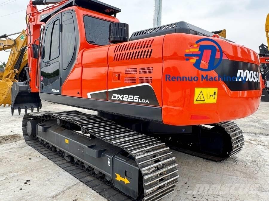 Doosan DX 225 LCA Gravemaskiner på larvebånd