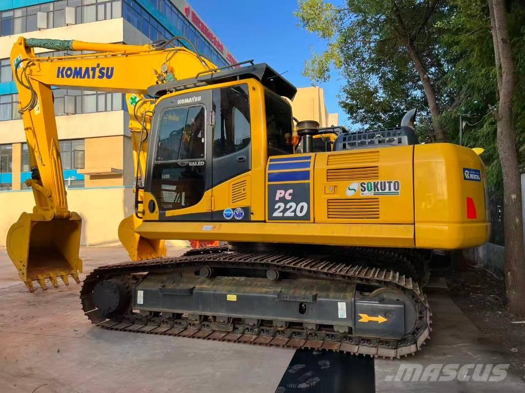 Komatsu PC 220-8 Gravemaskiner på larvebånd