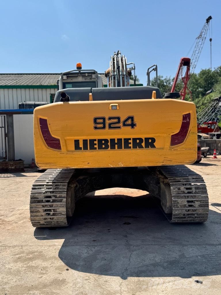 Liebherr 924 Gravemaskiner på larvebånd