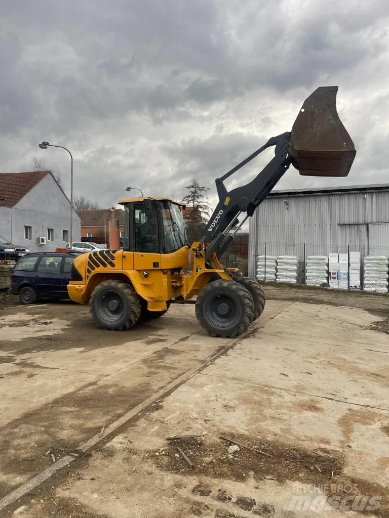 Volvo L 40 B Læssemaskiner på hjul