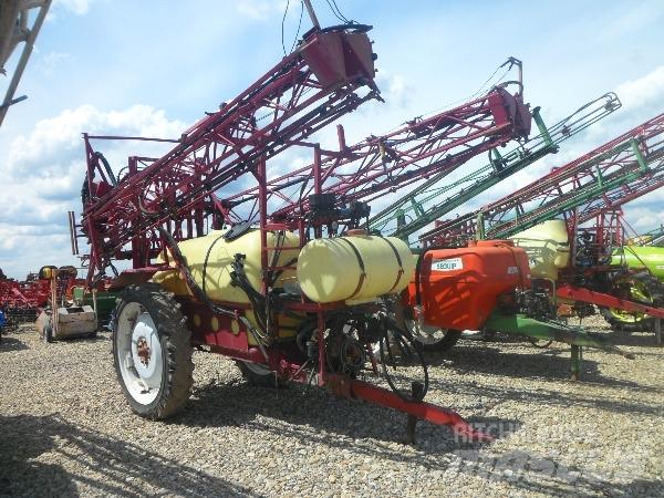 Hardi 2500 Gødningssprøjter
