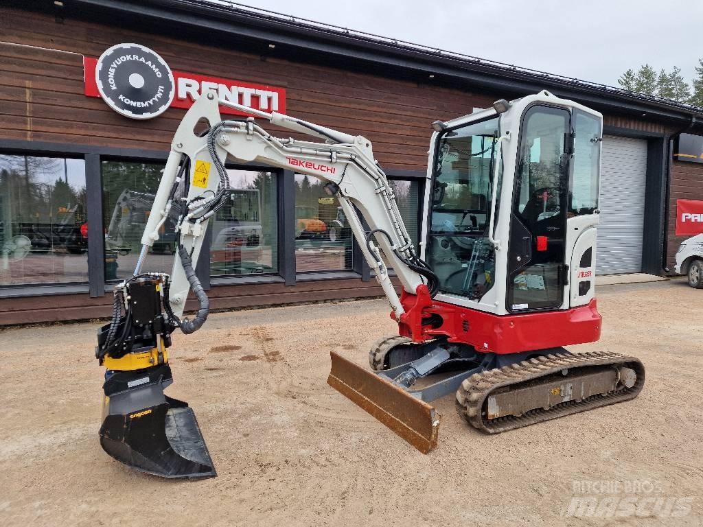 Takeuchi TB 325 R Minigravemaskiner