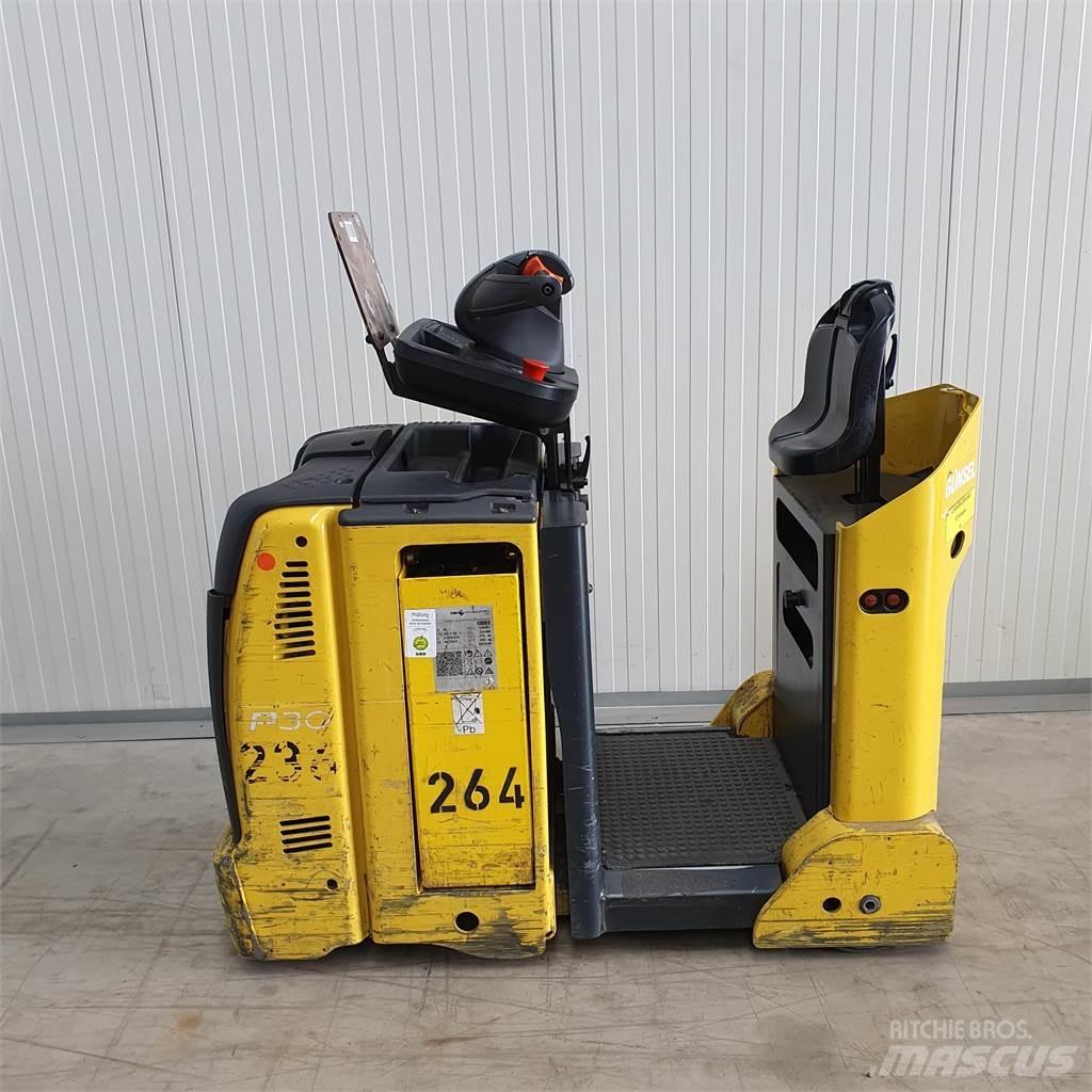 Linde P30C Bugsertruck