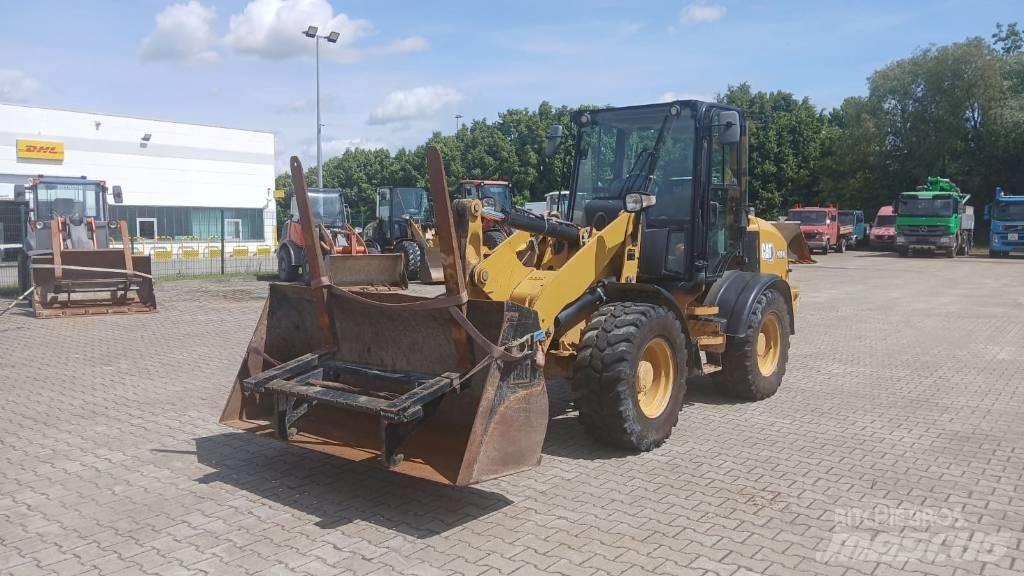 CAT 908 M Læssemaskiner på hjul