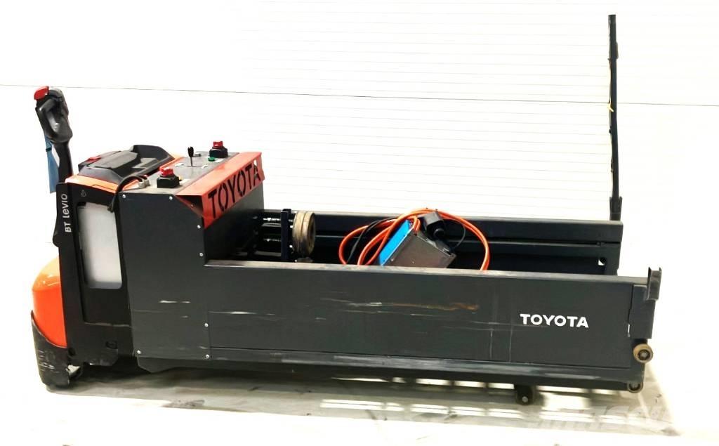 Toyota LWE200 + tugger Løftevogne