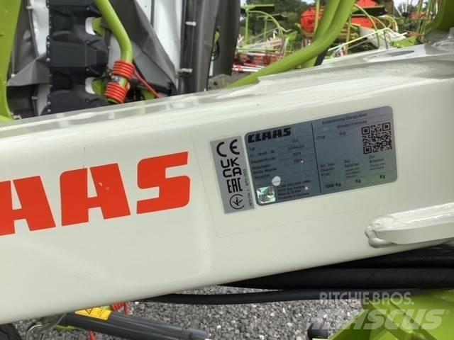 CLAAS Volto 1100 River og høvendere