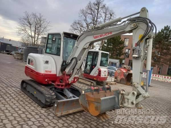 Takeuchi TB 240 DPF Minigravemaskiner