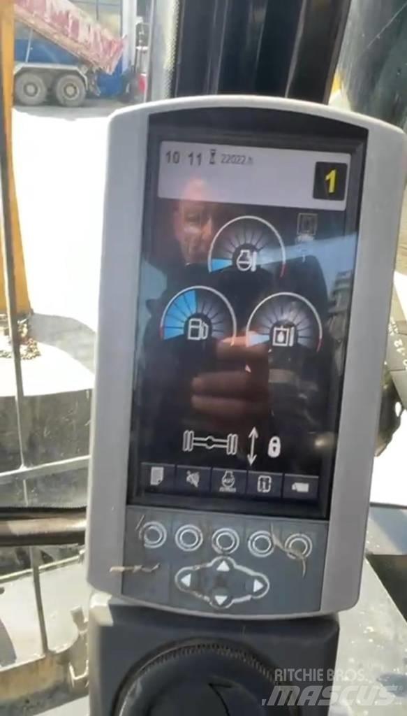 CAT 318D MH Materialehåndteringsmaskiner