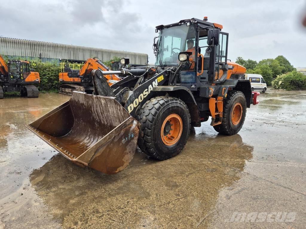 Doosan DL 250-7 Læssemaskiner på hjul