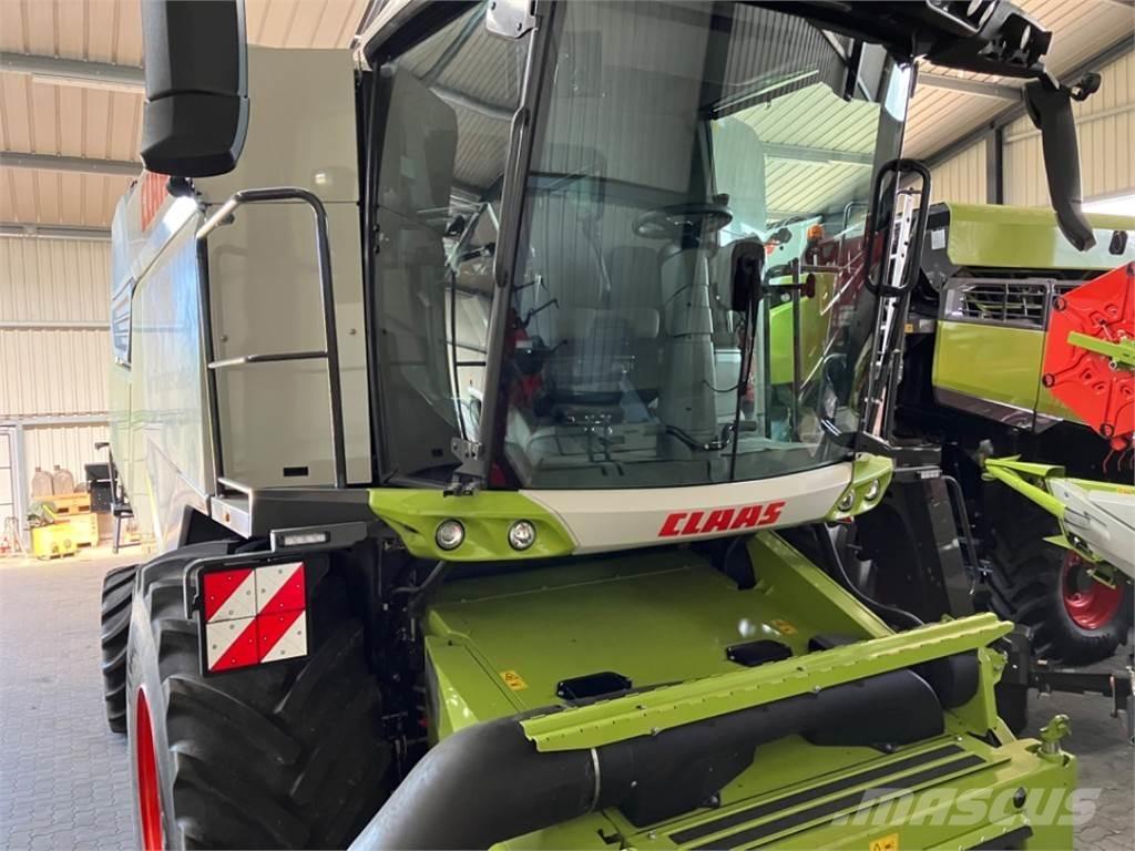 CLAAS TRION 730 Mejetærskere
