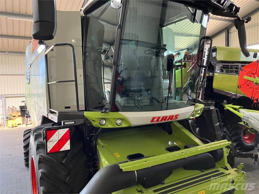 CLAAS TRION 730 Mejetærskere