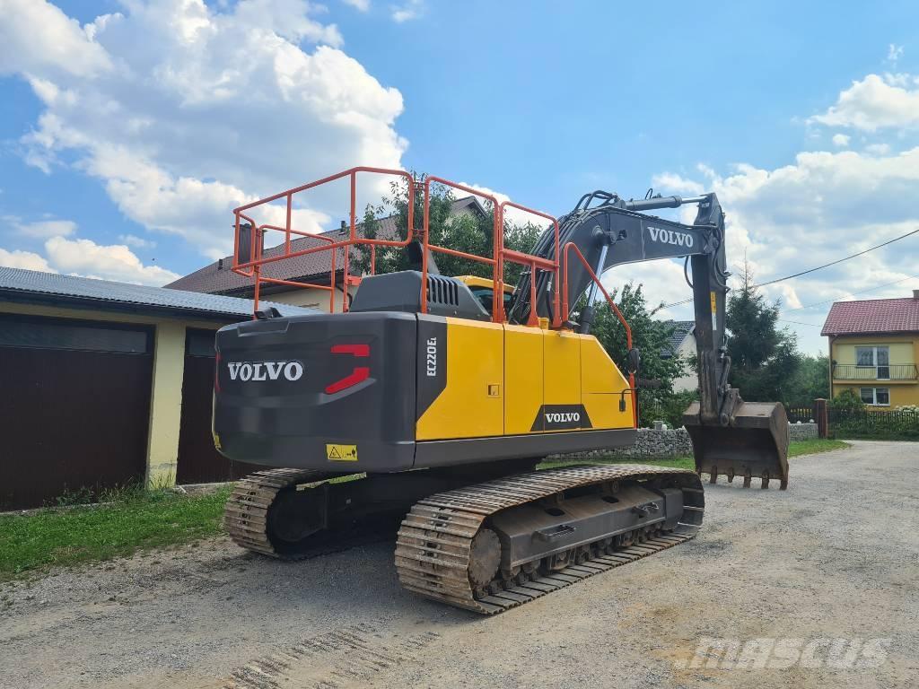 Volvo EC 220 E Gravemaskiner på larvebånd
