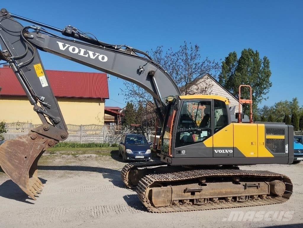 Volvo EC 220 E Gravemaskiner på larvebånd