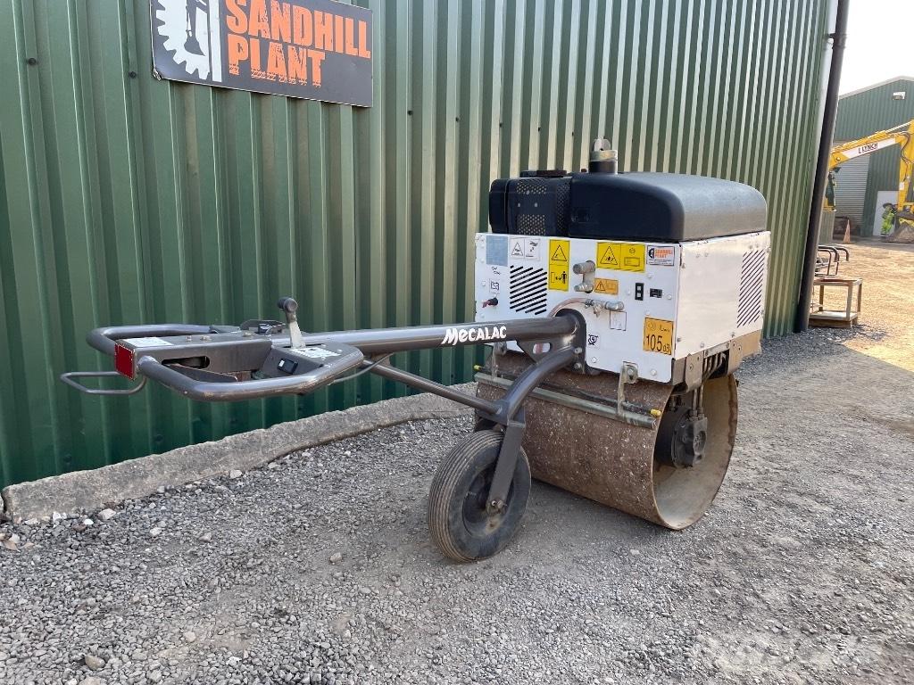 Mecalac MBR 71 Enkelt tromle