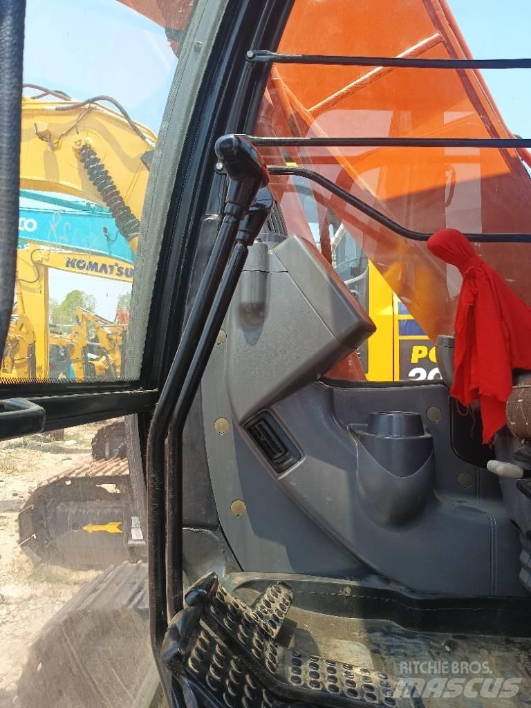 Hitachi ZX 120 Midi-gravemaskiner 7t - 12t