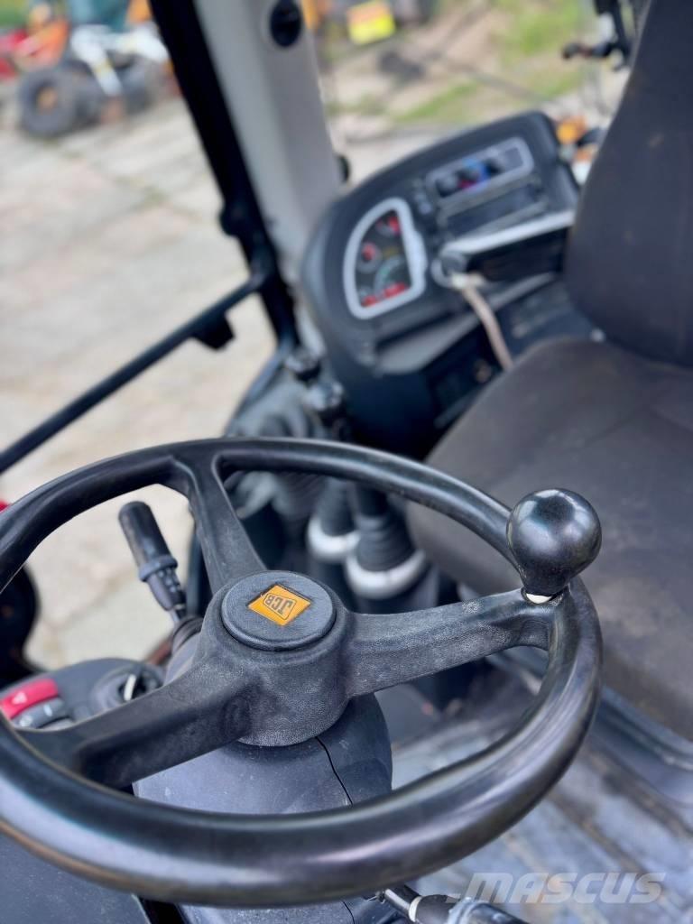 JCB 4CX Rendegravere
