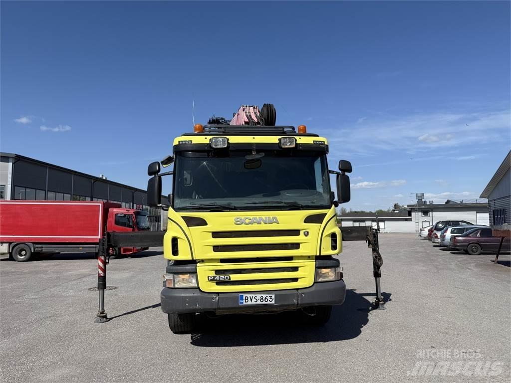 Scania P420 8X2 Lastbil med kran